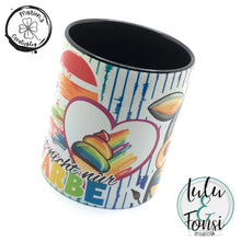 Lade das Bild in den Galerie-Viewer, Schnäppchen - Digistamp "Love is Love"