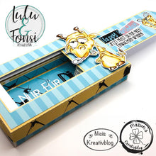 Lade das Bild in den Galerie-Viewer, Digistamp "Gertrud Giraffe"