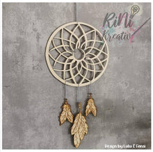 Lade das Bild in den Galerie-Viewer, Plotterdatei "Indian Girl Dreamcatcher"